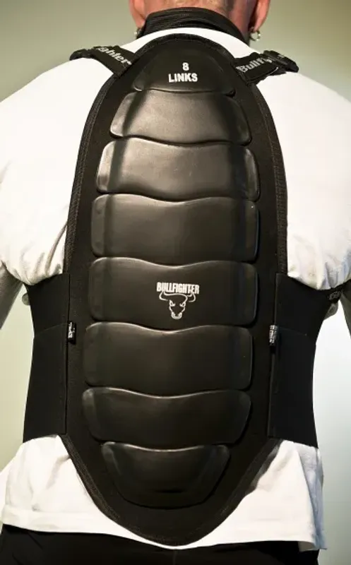 Bullfighter Ryggskinne 8-link for ski, MC, scooter osv