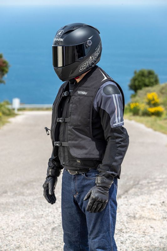 Helite Turtle 2 Svart airbag vest med mekanisk utløser-kabel